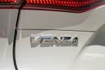 Toyota Venza Hybrid XLE 2020 года